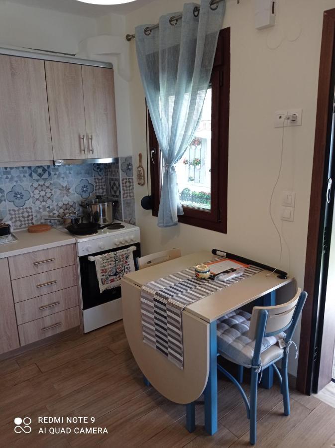 Sunset Apartment Epanomi Bagian luar foto